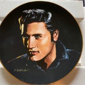 Decorative Plate with Portrait Elvis Presley